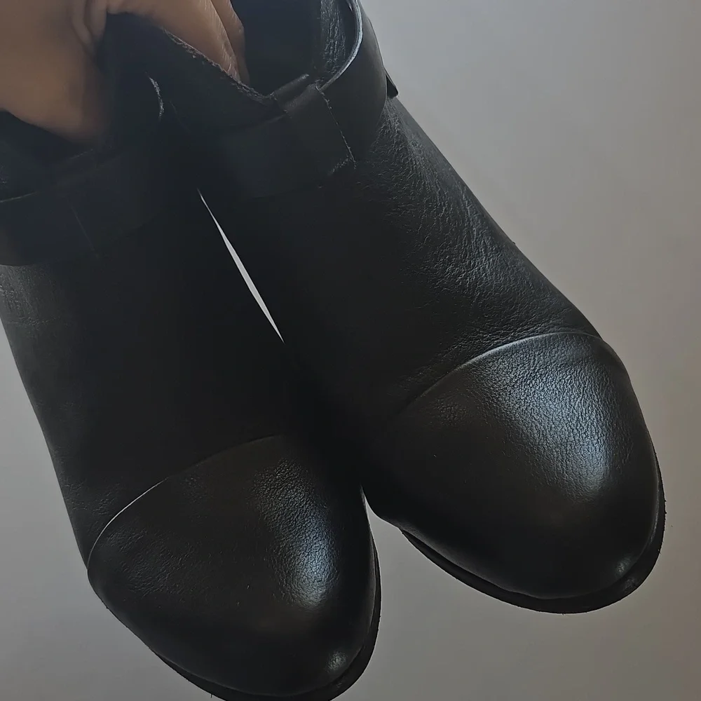 🌸Rag And Bone Black Leather Ankle‎ Boots 38